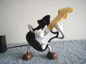 miniguitar4.jpg (15655 oCg)